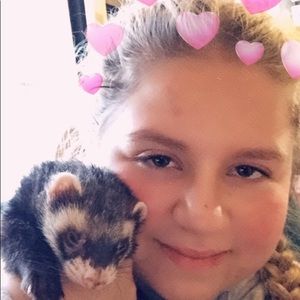 Meet your Posher, Evangeline